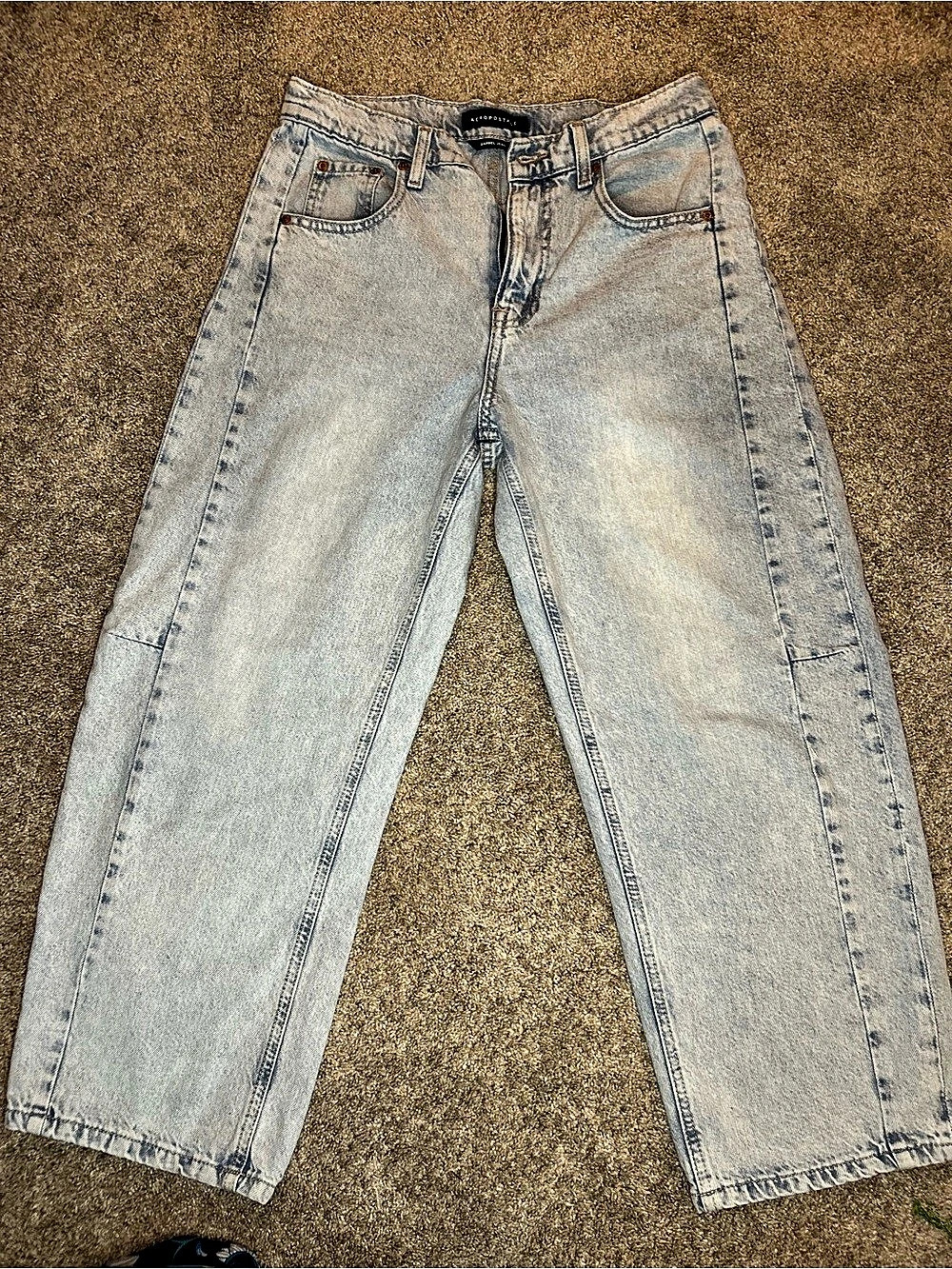 Aeropostale Barrel Jean Light Wash Straight Leg Jeans Size 8